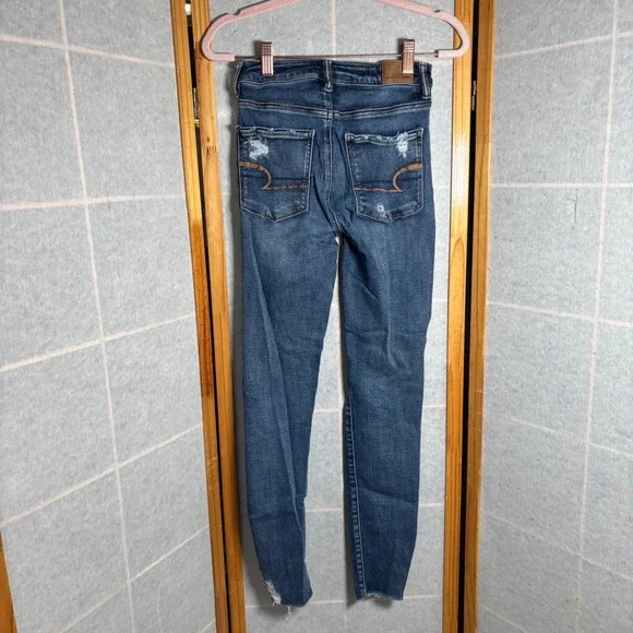 American Eagle Outfitters Womens High Waisted Skinny Jeans Blue Distressed Sz 2 - Picture 9 of 10